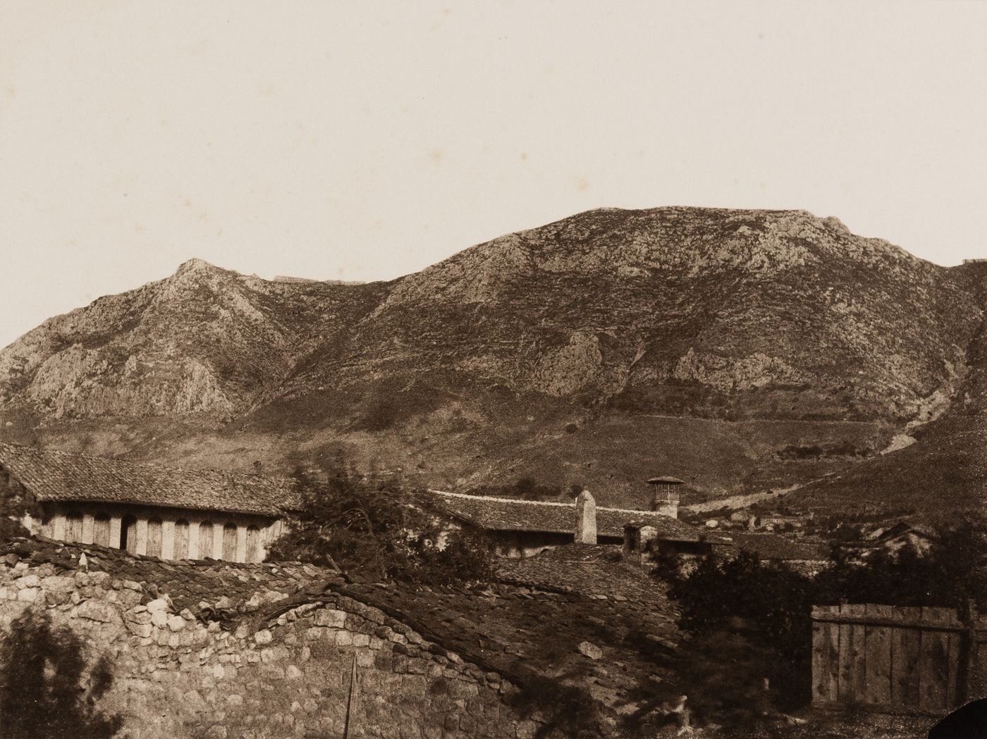 Distant view of the ruins of the fortifications of Antioch with Mount Silpius in the background, Ottoman Empire (now in Antakya, Turkey)