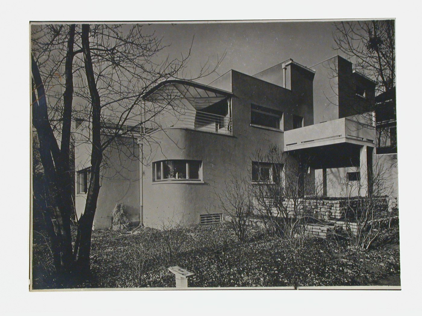 View Dr. Kriebel's house, showing the balconies and yard, Breslau, Poland