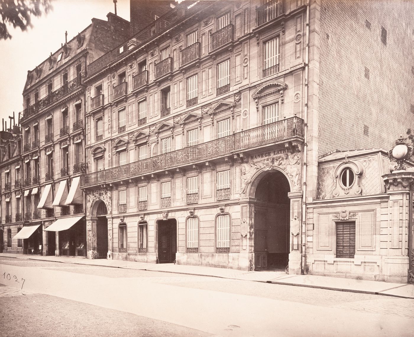 Plate from album ''Buildings, parks and streets of Paris, Versailles and environs, France''