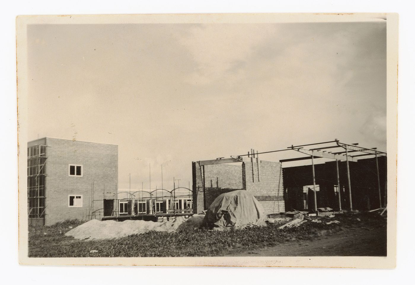 Photograph of an unidentified architectural project
