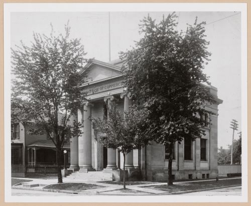 View of the principal and lateral façades of the Canadian Bank of Commerce, Walkerville, Windsor, Ontario