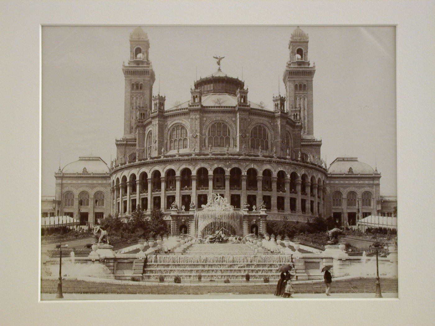 View of the Palais du Trocadero, with fountains in foreground, Paris, France