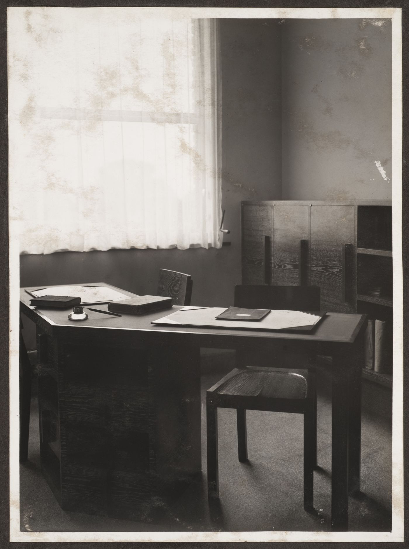 Vue de la salle d'études, Villa Cavrois à Croix, France
