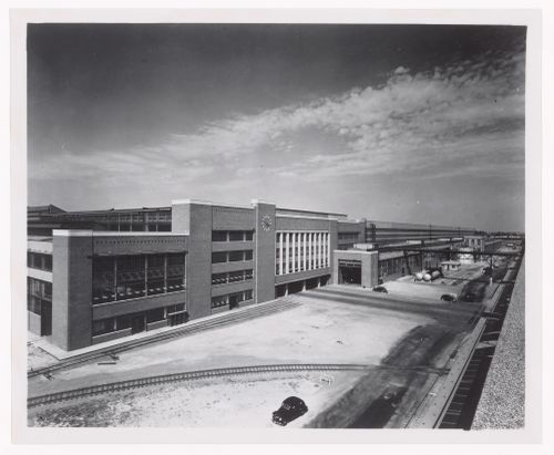 View of the principal façade of the Pressed Steel Shop, Rouge River Plant, Ford Motor Company, Dearborn, Michigan