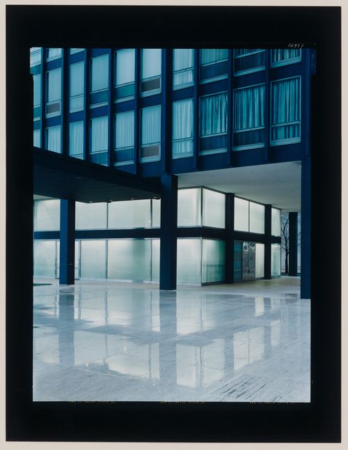 View of 860 and 880 Lake Shore Drive Apartments, Chicago, Illinois