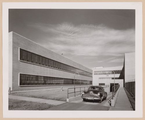 View of the wing connecting the Engineering Building and the Administration Building from the east, General Motors Corporation New Departure division Automobile [?] Assembly Plant, Sandusky, Ohio