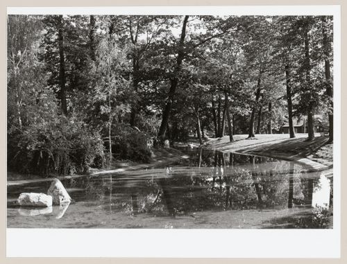 View of Westmount Park showing part of the decorative waterworks, Westmount, Québec