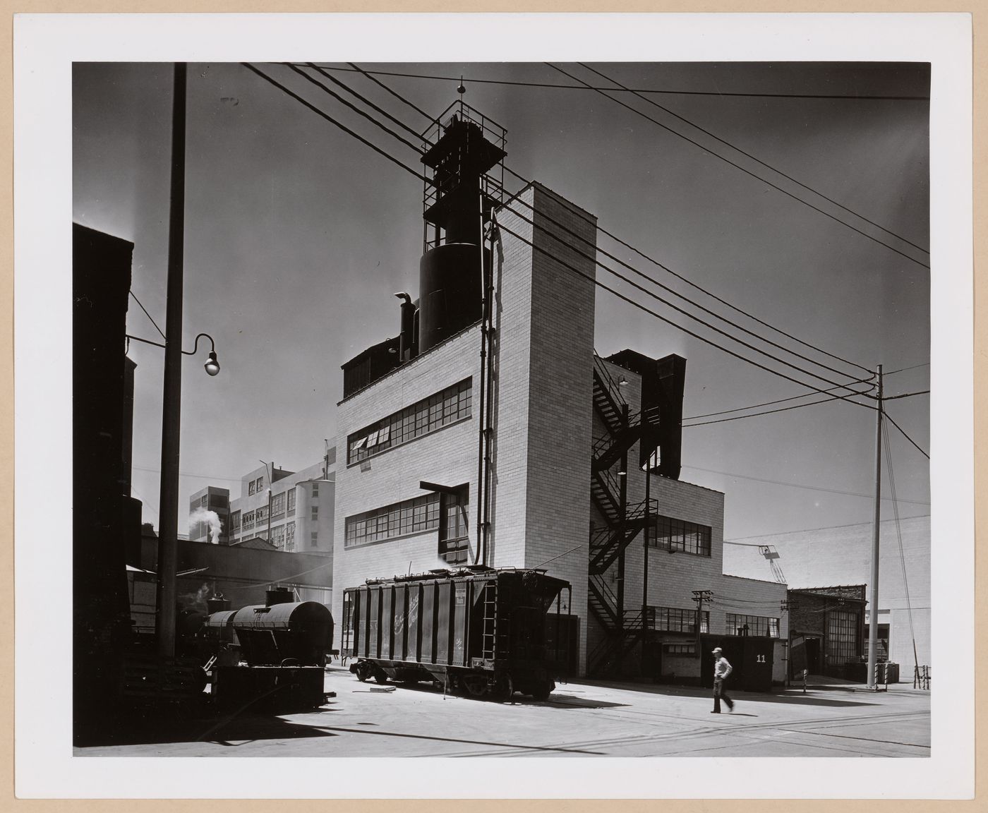View of the north and east façades of the Ajax Building, Colgate-Palmolive-Peet Company (now the Colgate-Palmolive Company) Assembly [?] Plant, Jeffersonville, Indiana