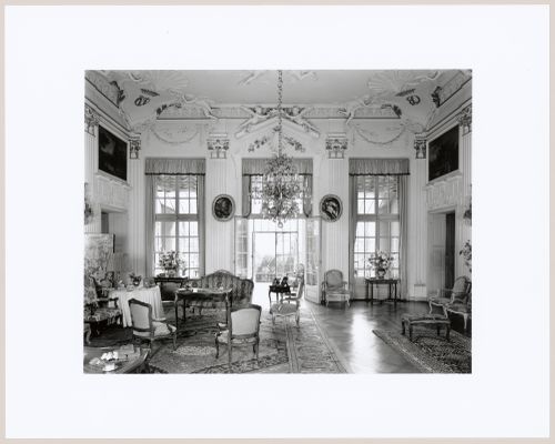 Vue du grand salon du Château de la Poya, Fribourg, Suisse
