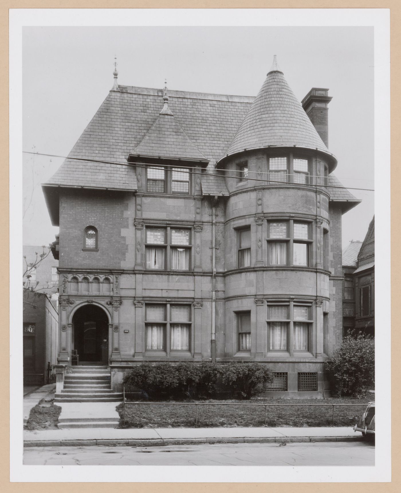 View of the principal façade of the William Livingstone house, Elliot Street, Detroit, Michigan