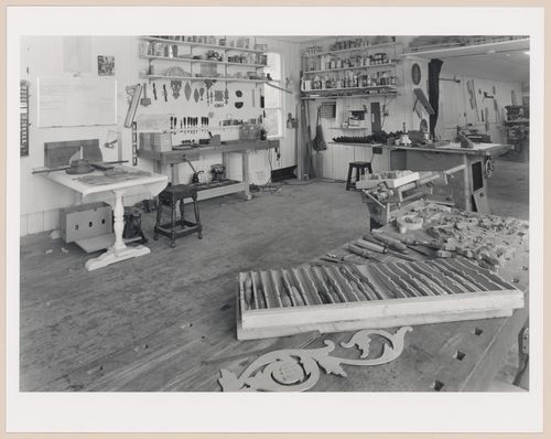 Le Cagibi, Port Neuf, Québec, 1987