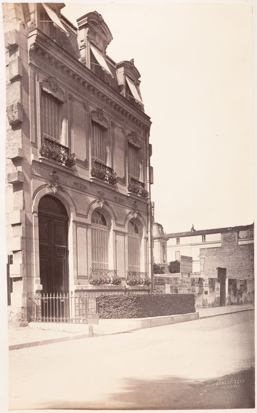 Plate from album ''Buildings, parks and streets of Paris, Versailles and environs, France''