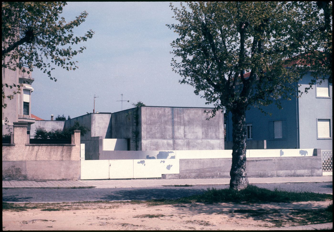 Slide of exterior view of Casa Manuel Magalhães, Porto