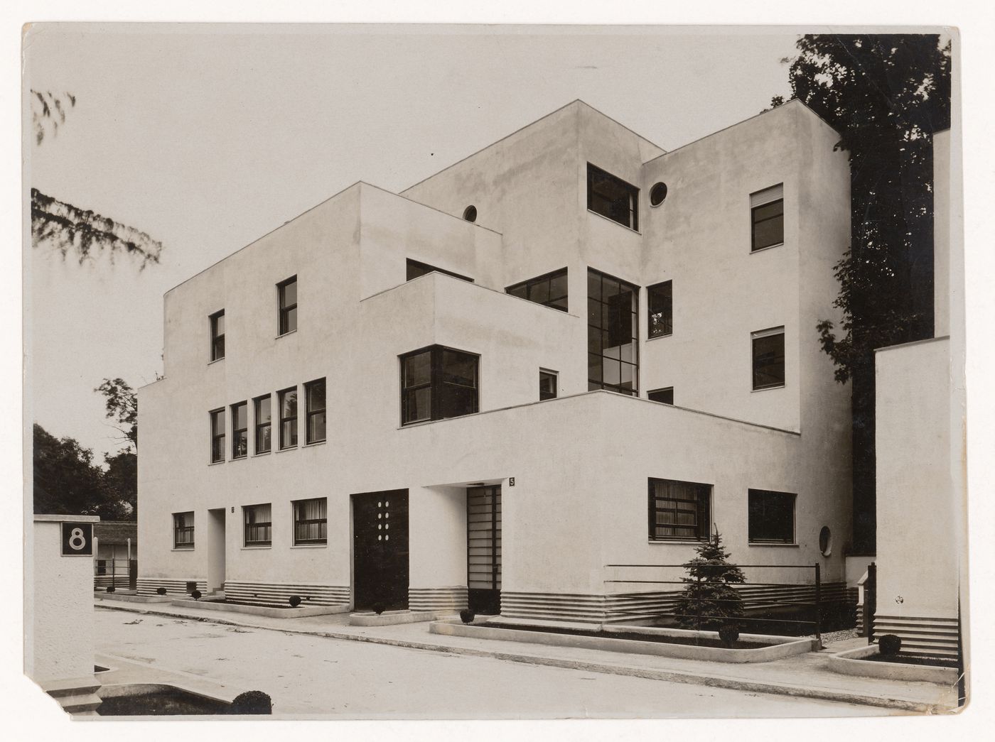 Exterior view of the Allantini hôtel particulier from Mallet-Stevens road in the 16th arrondissement, Paris, France