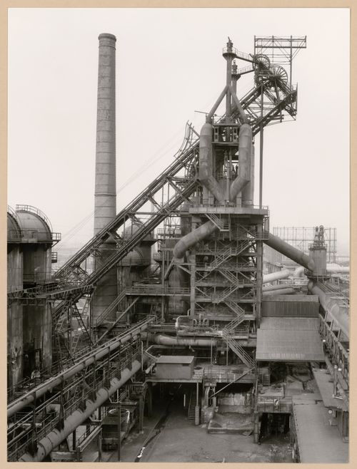 View of a blast furnace of Thyssen Hütte steel mill, Ruhrort, Duisburg, Germany