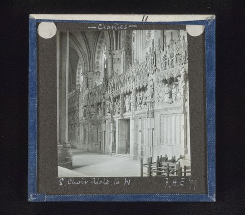 View of south choir aisle of Cathédrale de Chartres to west, Chartres, Eure-et-Loir, France