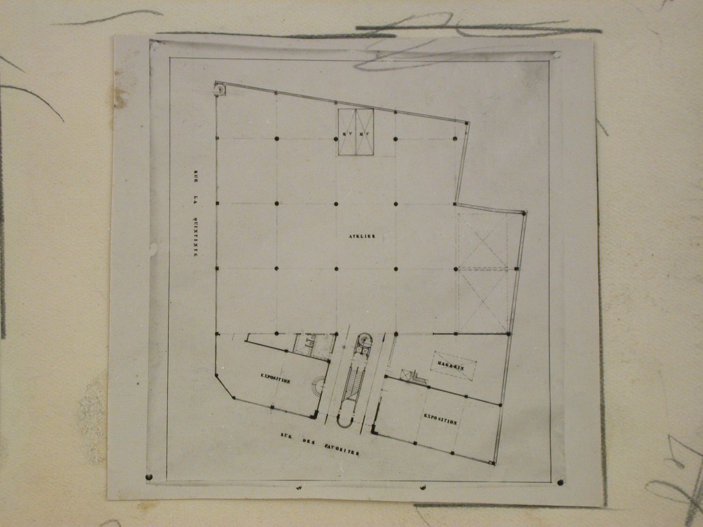 Ateliers pour la Compagnie Maryland à Paris. France. Rob. Mallet-Stevens, architecte à Paris