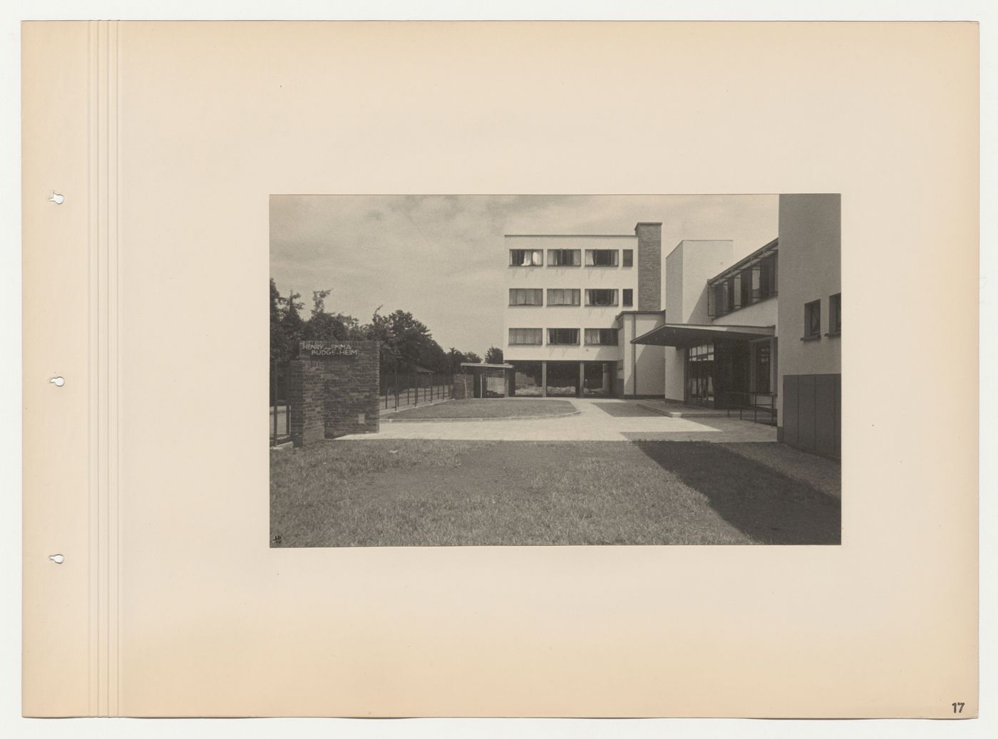 View of the main entrance and employees' building of the Budge Foundation Old People's Home, Frankfurt am Main, Germany