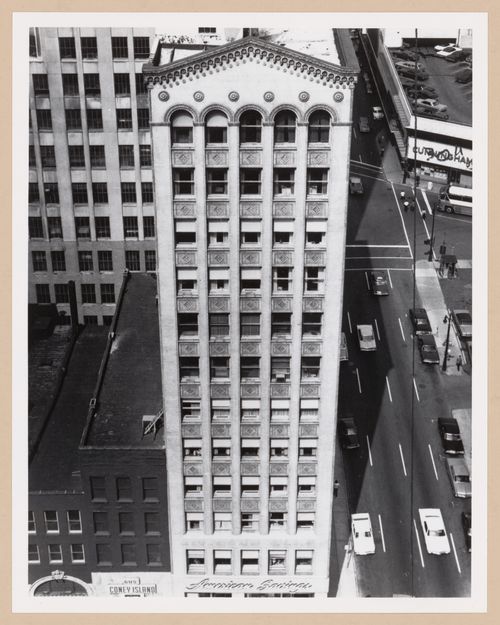 View of the principal façade of the Vinton Building from above, Woodward Avenue and Congress Street, Detroit, Michigan