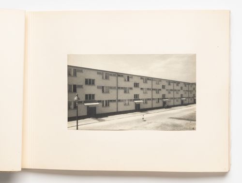Exterior view of type A housing units, Hellerhof Housing Estate, Frankfurt am Main, Germany