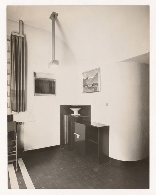 Interior view of dining room, Mallet-Stevens hôtel particulier, Mallet-Stevens road in the 16th arrondissement, Paris, France