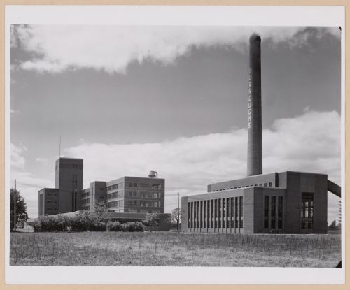 View of the principal and lateral façades of the Administration and Manufacturing Buildings on the left and the Power House on the right, Burroughs Adding Machine Company Assembly Plant, Plymouth, Michigan