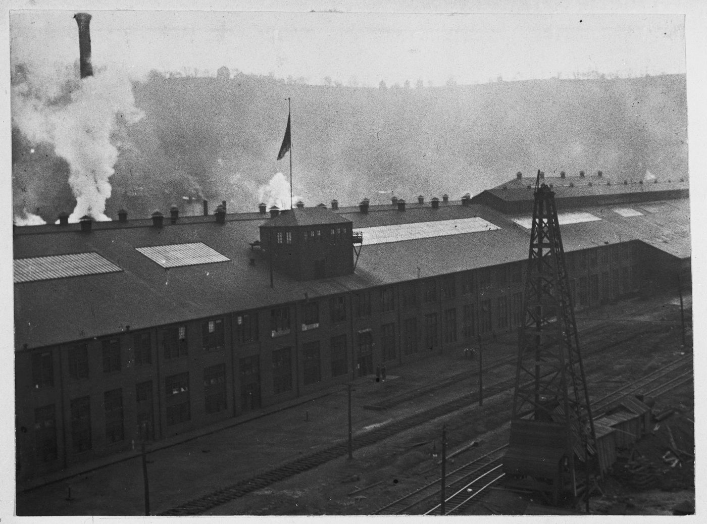Vues diverses des usines Westinghouse (Different views of the Westinghouse factories), 1904