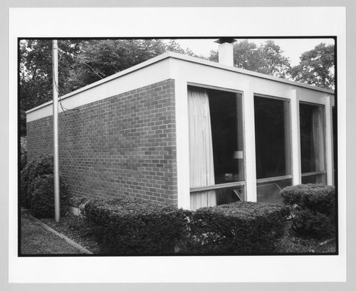 Exterior angled view of Greenwald House, Westport, Connecticut, United States