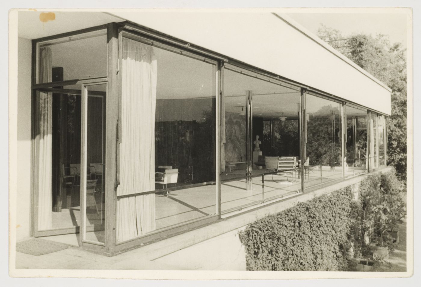 View of the south façade of Tugendhat House showing the glass wall from the terrace, Brno, Czechoslovakia (now Czech Republic)