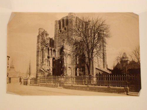 View of the ruins of Kelso Abbey, Kelso, Roxburghshire, Scotland
