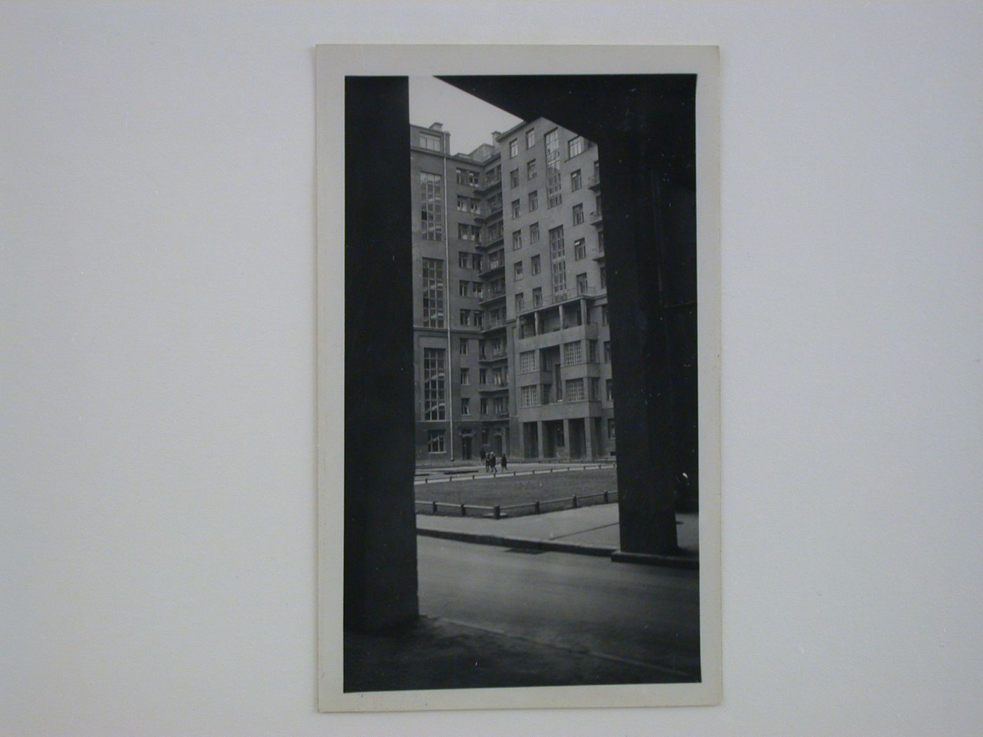 View of a courtyard, VTsIK residential complex, Moscow