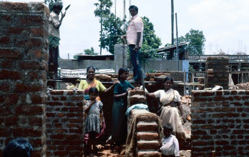 View of housing units under construction used for Human Settlement Training Package "Package 1: Planning guidelines"