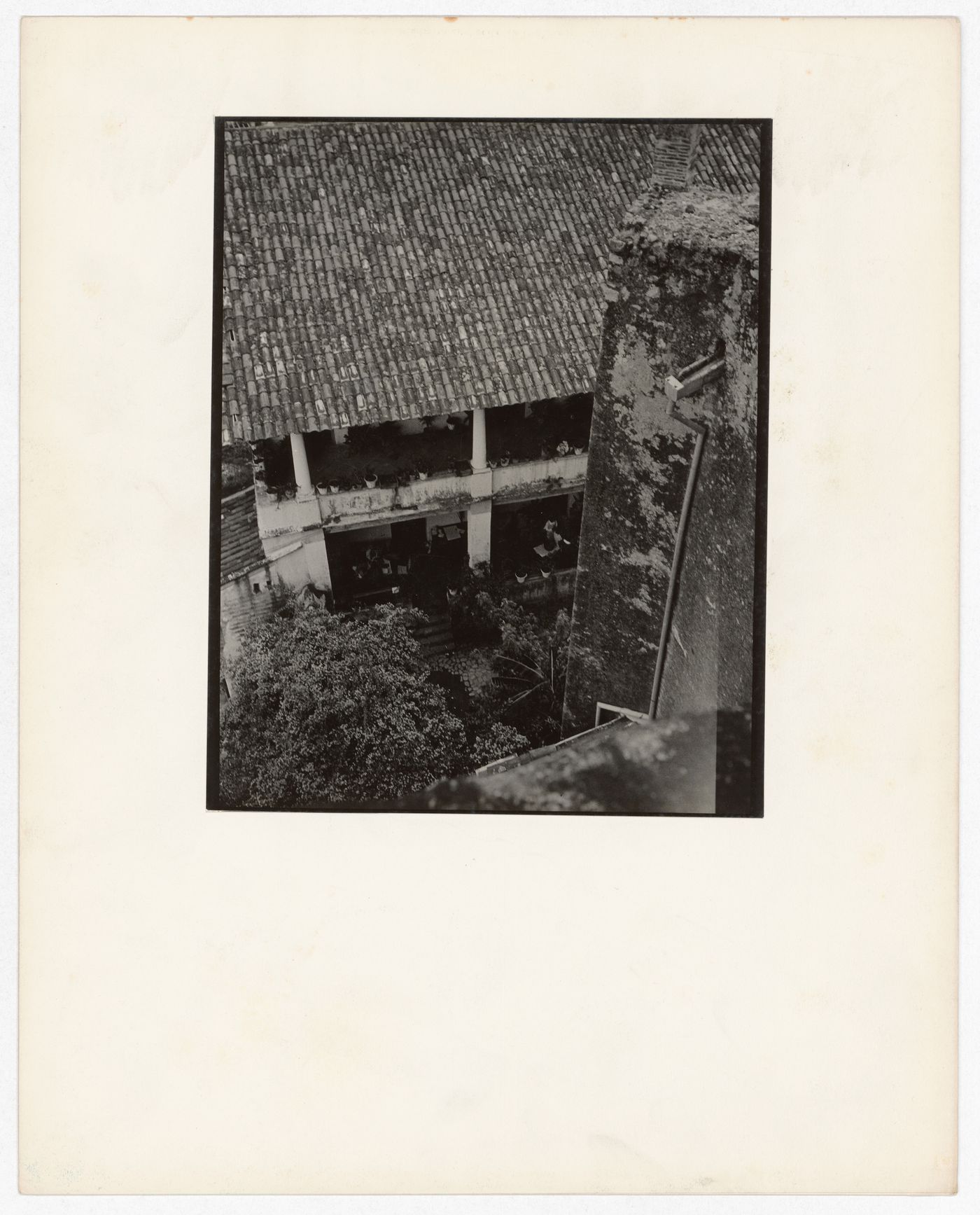View of a roof and a courtyard, from Santa Prisca, Taxco de Alarcón, Mexico