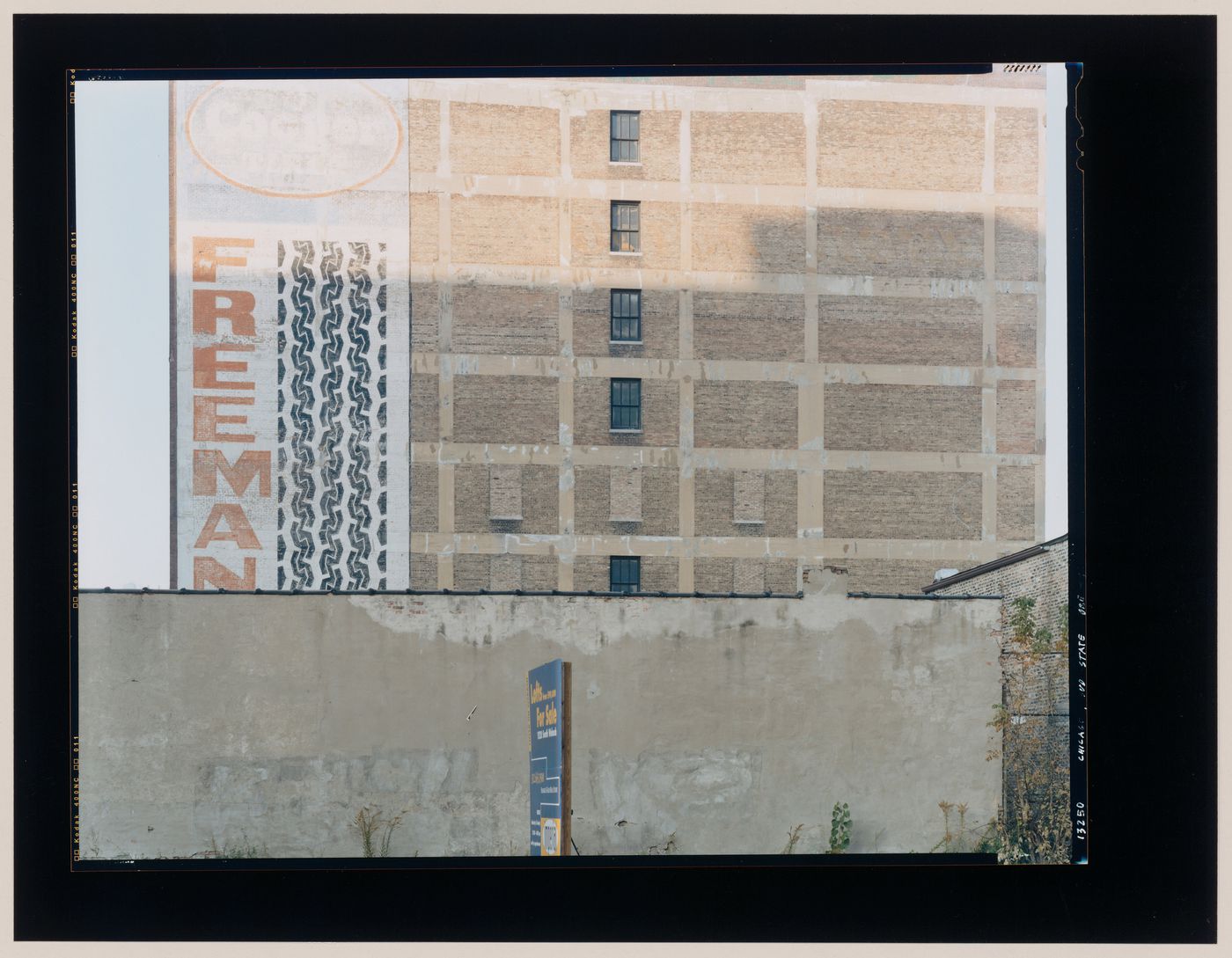 Close-up view of building, South State Street, Chicago, Illinois