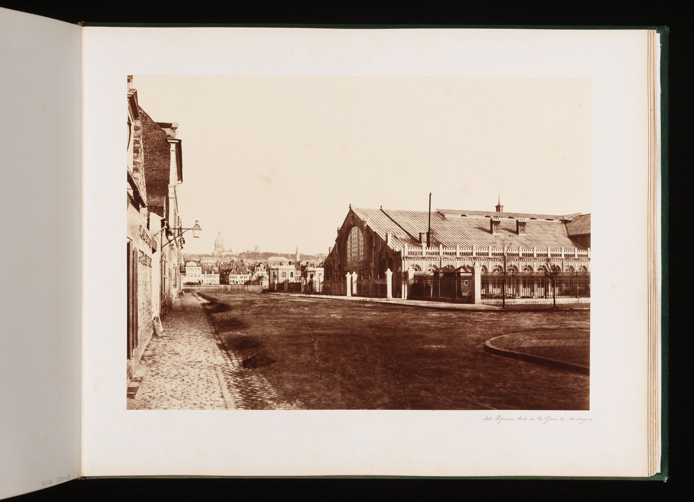 Pignon-Sud de la Gare de Boulogne