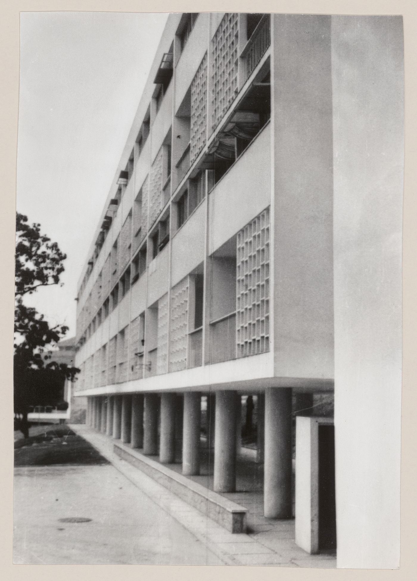 View of Pedregulho housing development, under construction, Rio de Janeiro, Brazil
