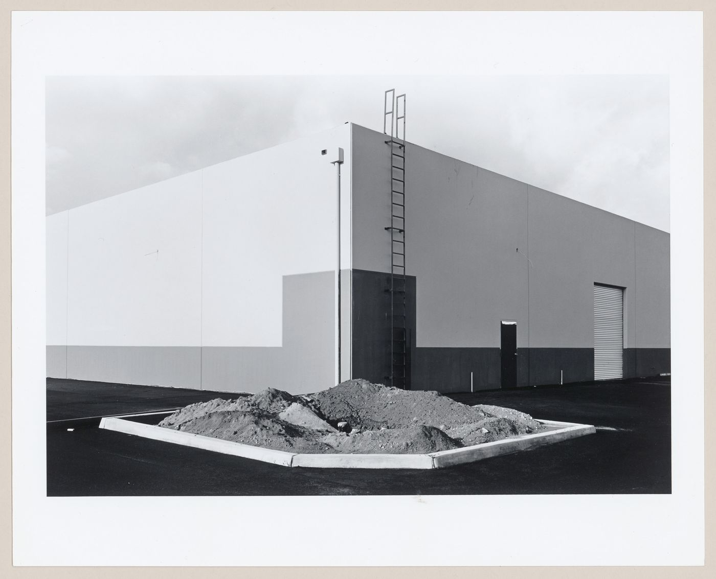 View of the south corner of Riccar America Company, 3184 Pullman, Costa Mesa, California, United States, from the series “The new Industrial Parks near Irvine, California”