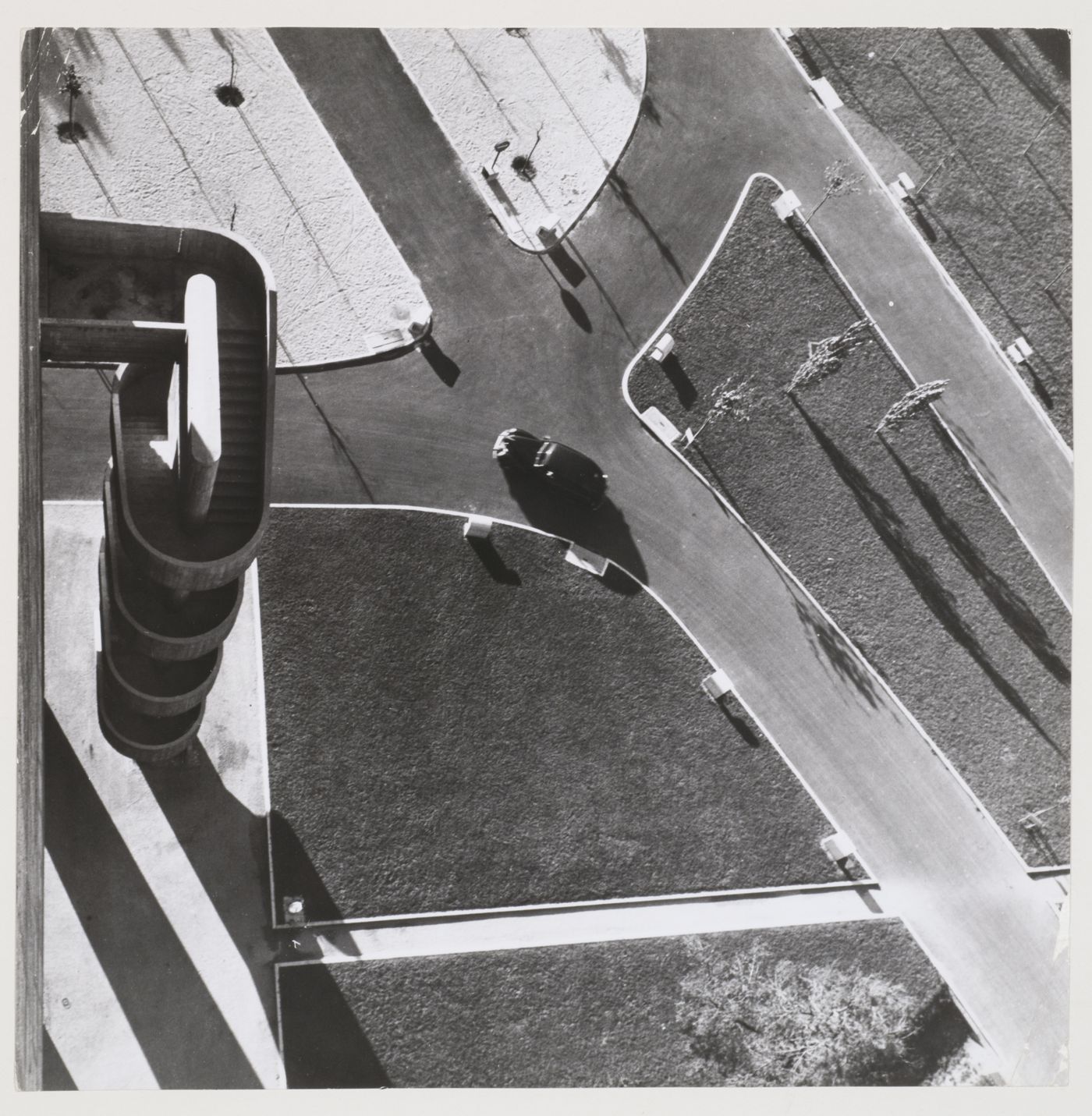 Aerial view looking at traffic form the roof of the Unité d'habitation, Marseille, France