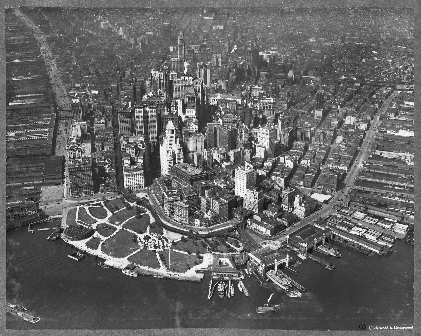 Plate from album ''New York City and environs: aerial views of various sites, New York City, New York''
