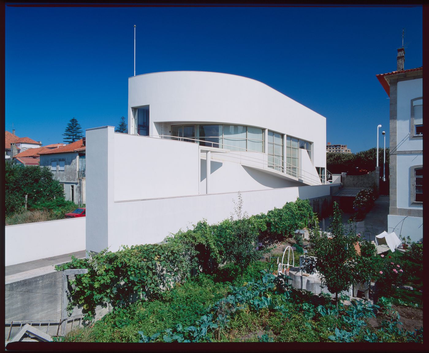 View of Banco Borges & Irmão II [Borges & Irmão bank II], Vila do Conde, Portugal