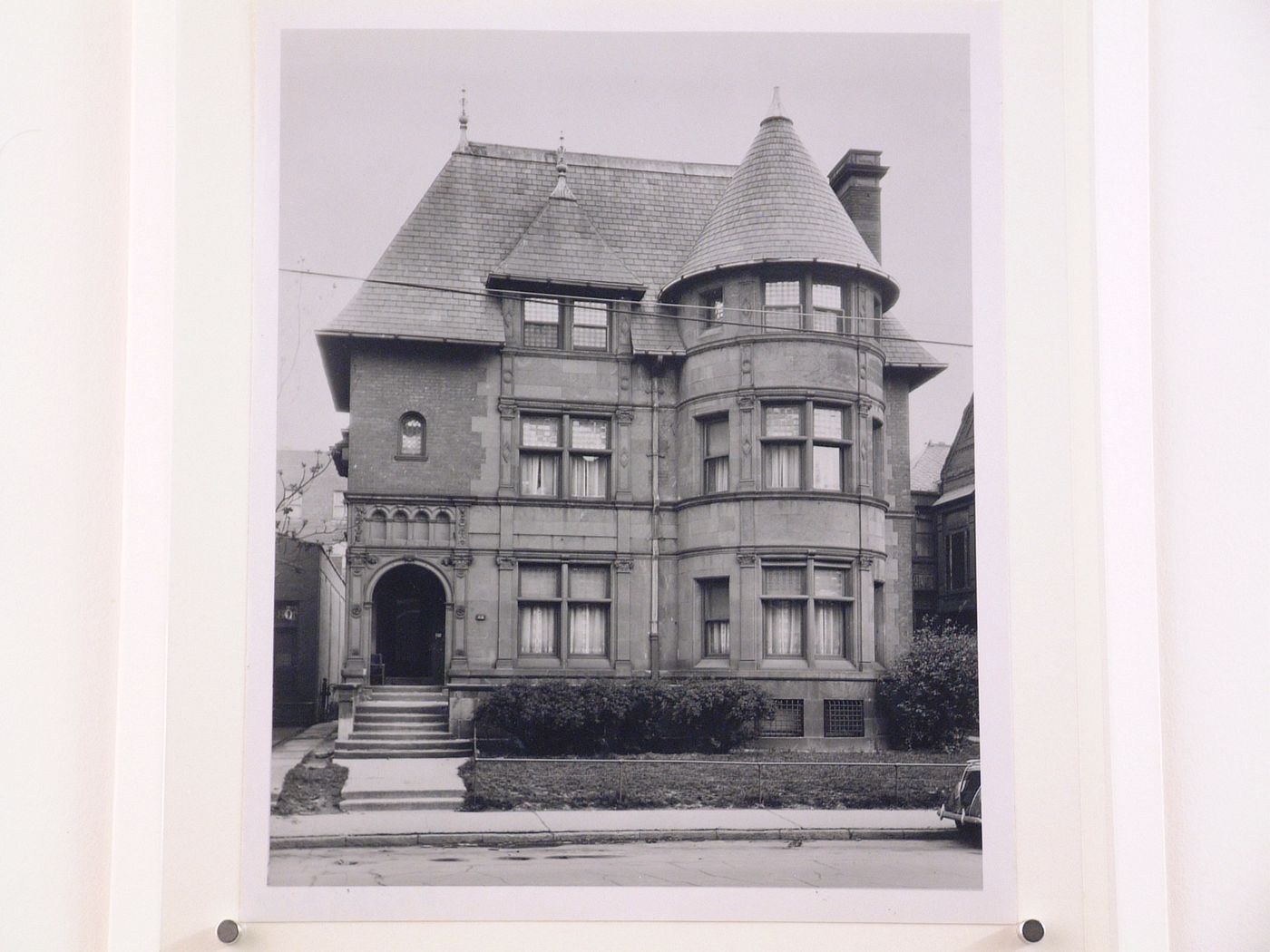 View of the principal façade of the William Livingstone house, Elliot Street, Detroit, Michigan