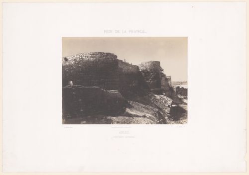 Vue des remparts romains, Arles, France