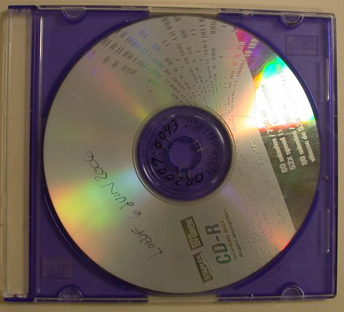 Vue de l'installation Détecteur pour l'exposition "Inclus : exclus", au CCA (2000), dessins de processus de conception intégrée, avec dédicace à Phyllis Lambert de la main de Daniel Pearl
