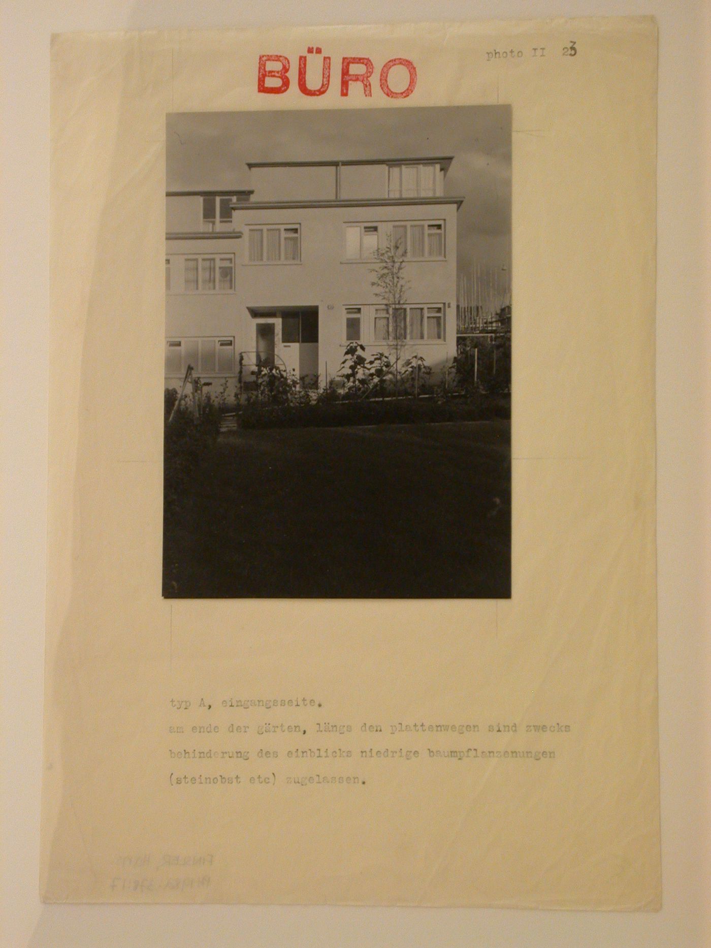 View of the north façade of a Type A row house showing the front entrance and garden, Werkbundsiedlung Neubühl, Zurich, Switzerland