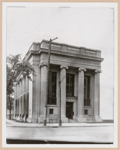 View of the principal façade of the Wayne County & Home Savings Bank, Woodward Avenue and West Grand Boulevard, Detroit, Michigan