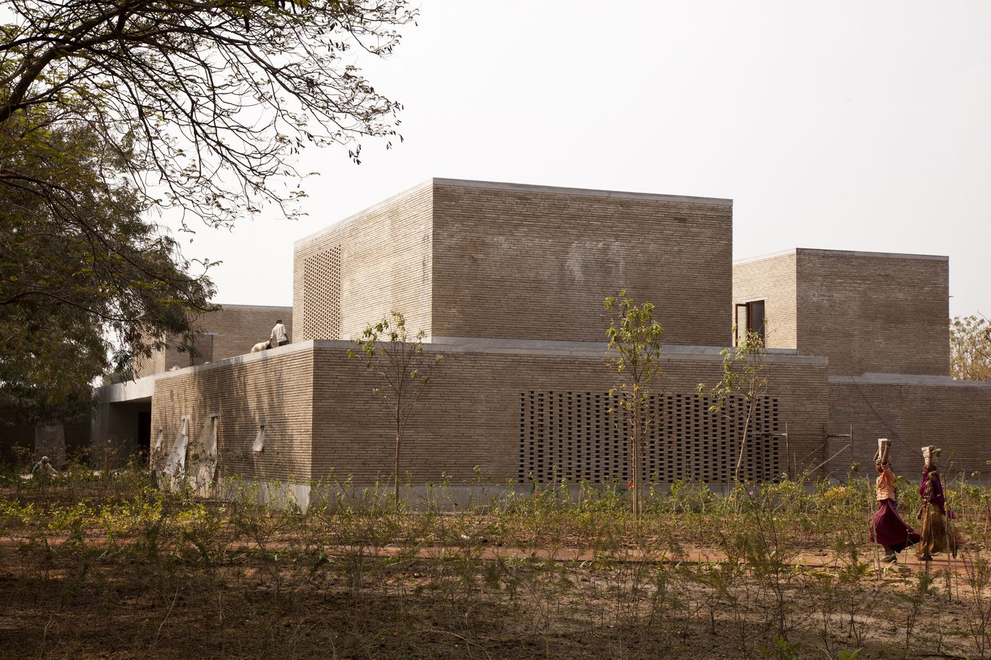 Ahmedabad House : east facade