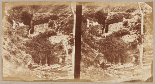 ruines d'une Abbaye a Lesso