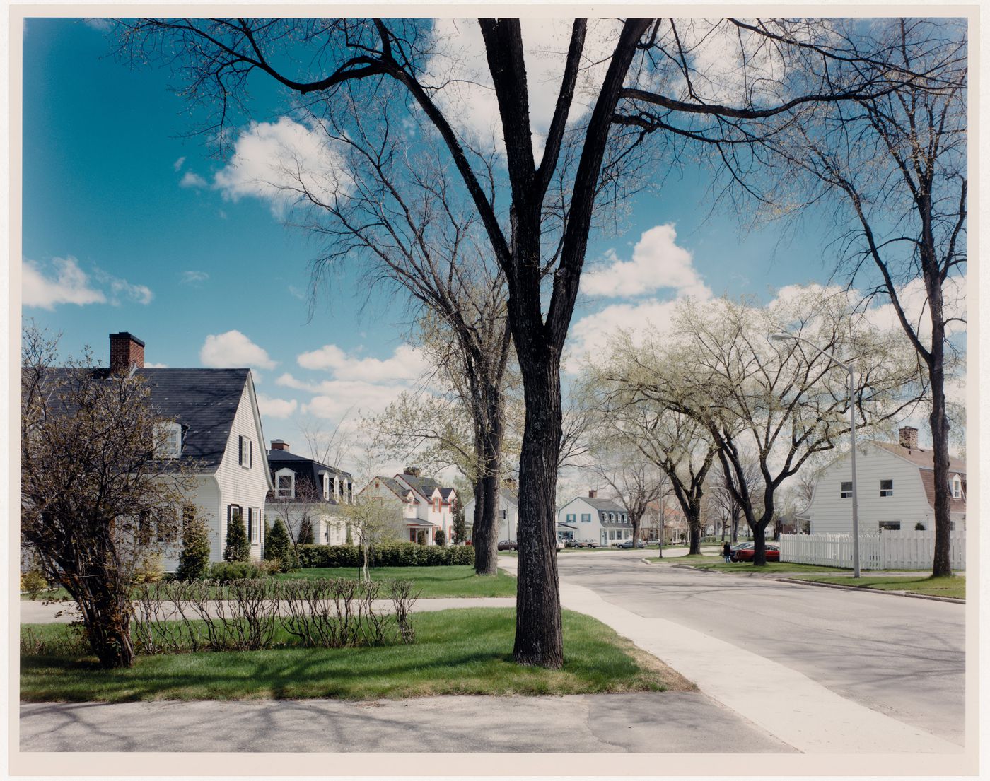 Workers' housing on rue Vaudreuil at the corner of rue Burma looking northeast, south Arvida