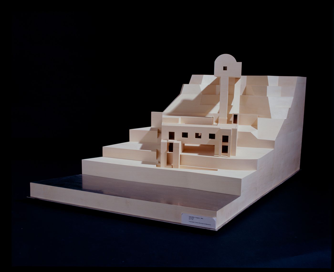 View of model for Casa Mário Bahia [Mário Bahia house], Gondomar, Portugal