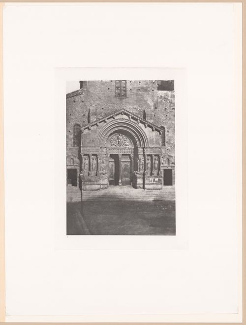 Arles: Saint Trophime, le portail.